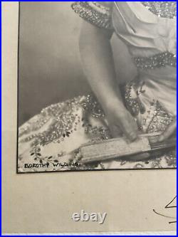 1950 Signed Framed Photo Of Queen Mother (elizabeth R)