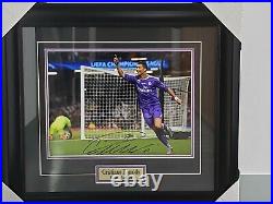 Cristiani Ronaldo Real Madrid Framed Autographed Official Photo Icons Certified