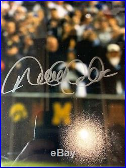 Derek Jeter Autograph Signed Yankees 16x20 Photo Framed Steiner