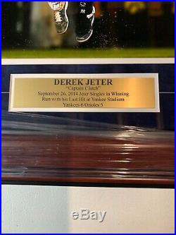 Derek Jeter Autograph Signed Yankees 16x20 Photo Framed Steiner