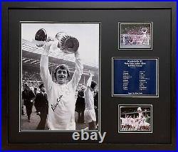 FRAMED ALLAN CLARKE SIGNED LEEDS UNITED 1972 FA CUP 16x12 PHOTO WITH COA & PROOF
