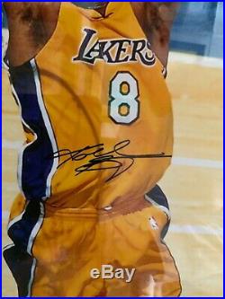 Kobe Bryant Autographed Signed 16x20 with PSA/DNA Certification Framed Auto