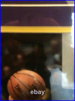 Kobe Bryant signed Framed Matted 16x20 Los Angeles Lakers Photo JSA LOA COA RARE
