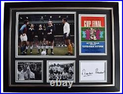 Martin Peters Signed Autograph 16x12 framed photo display Spurs League Cup 1971