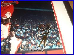 Michael Jordan Signed Chicago Bulls 16x20 Photo Framed UDA Upper Deck LE 223 1A