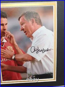 Sir ALEX FERGUSON Signed Photo with Shirt Autographed Framed Display