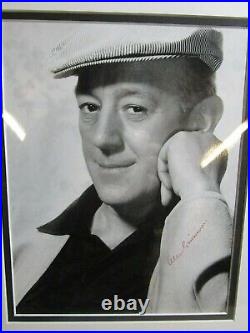 Sir Alec Guiness Hand Signed Photo Mounted Framed Picture 42 x 36 cm, Star Wars