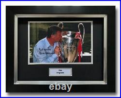 Sir Alex Ferguson Hand Signed Framed Photo Display Manchester United Autograph