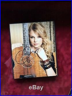 Taylor Swift Guitar Photo Hand Signed Autographed Frames Collect Large Rare