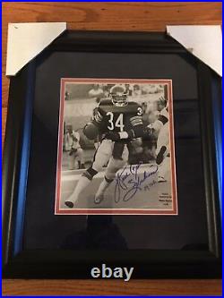 Waler Payton Signed Framed B/w Action Picture Rare Coa Wpf Great For Xmass